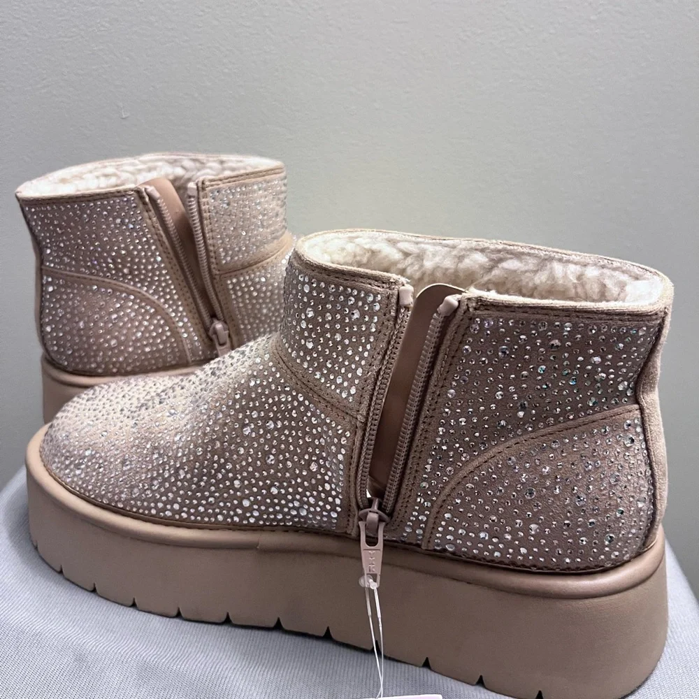 Wild Fable Women's Sparkling Ankle Boots NWT Size 8